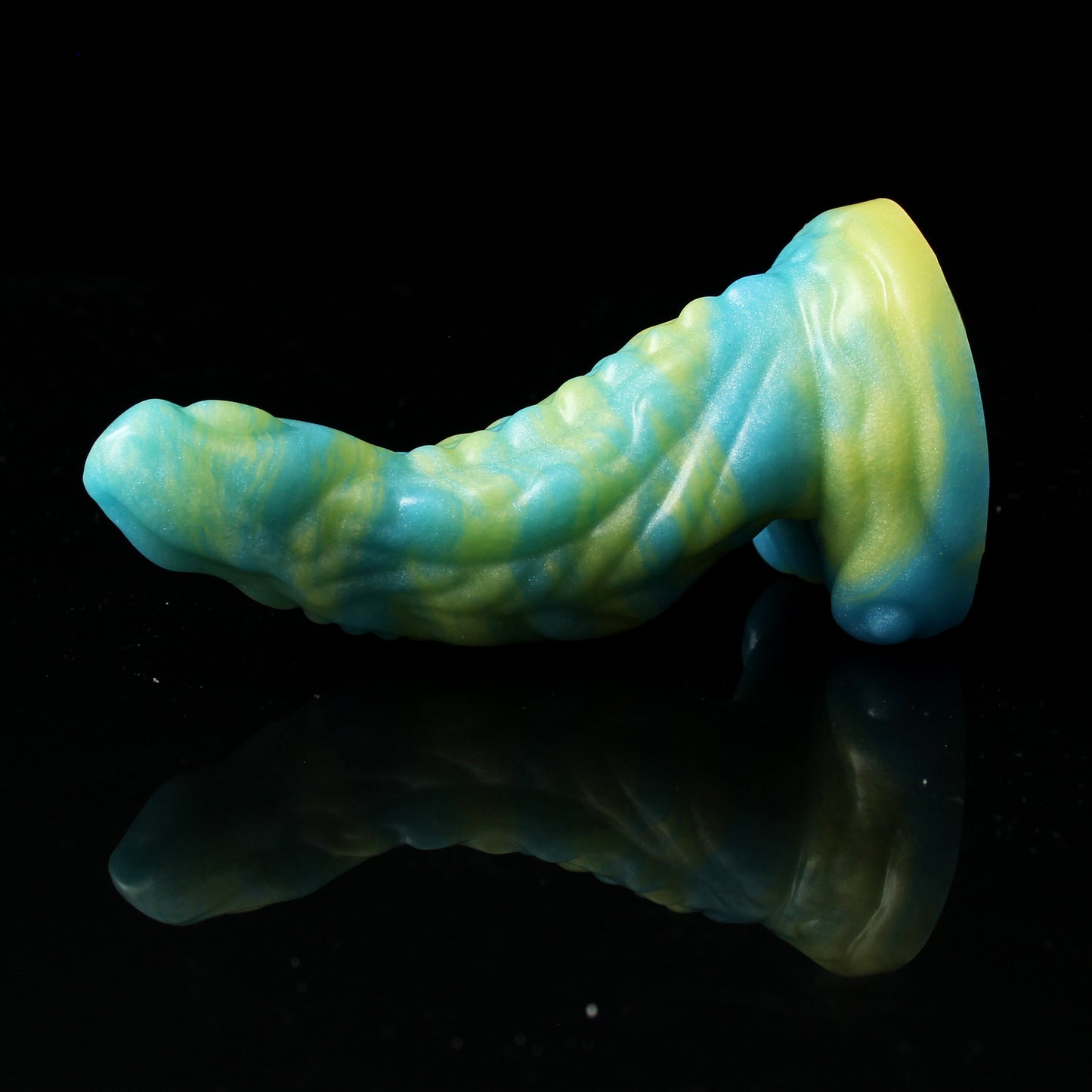 Outlander - Size Mini - Medium Soft Firmness (UV reactive + GITD)